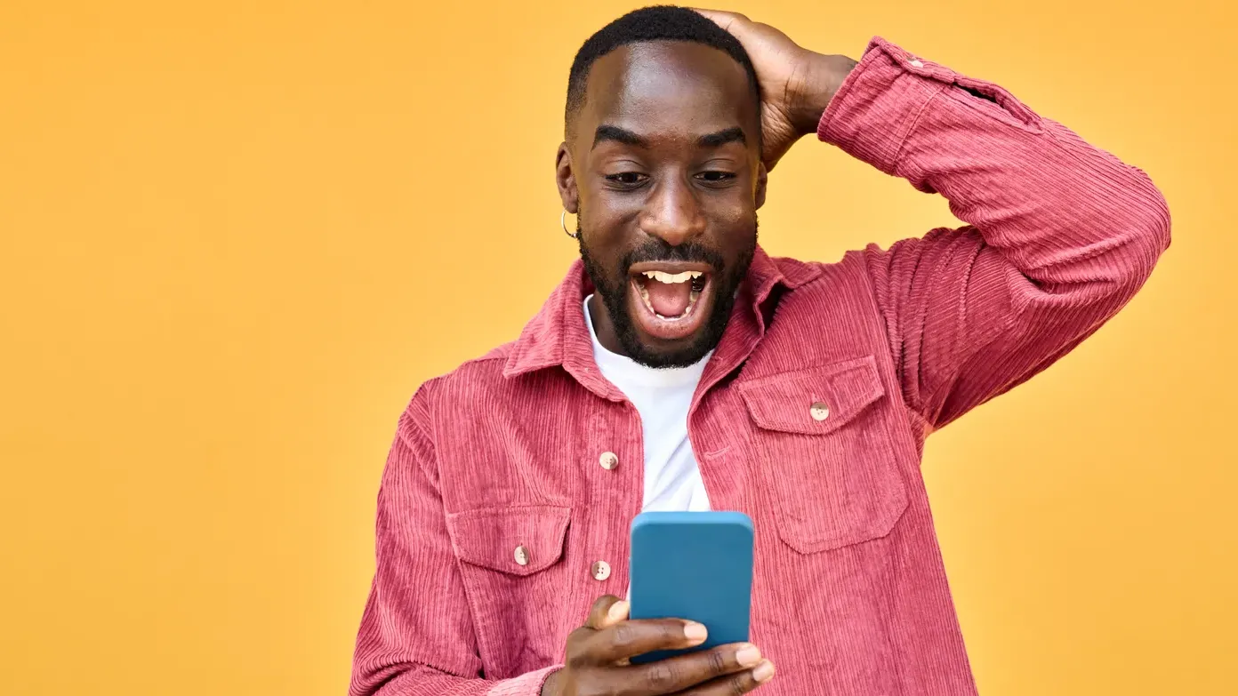 Junge Frau während ihres Bewerbungscoachings bei der EuBiA.